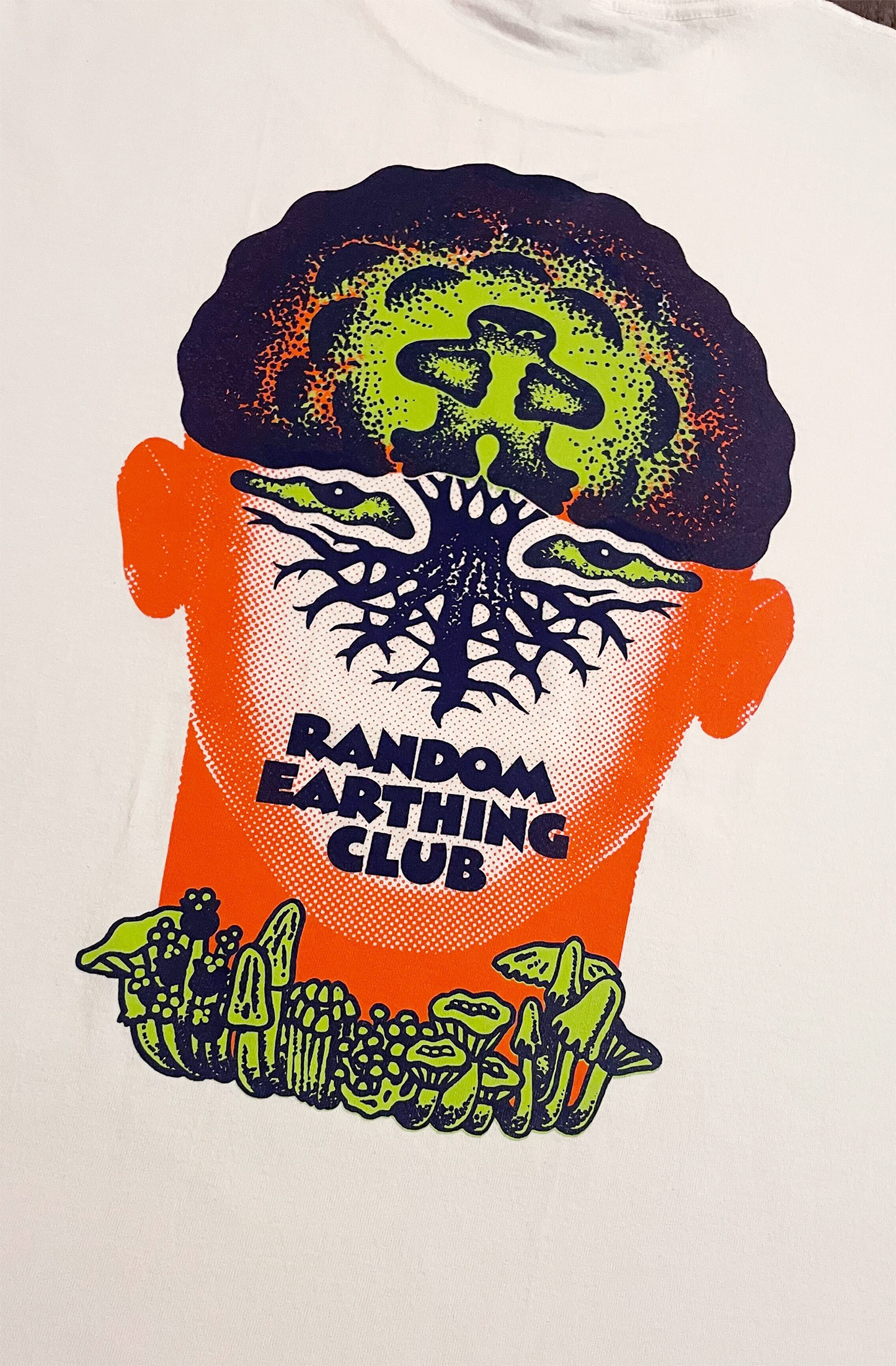 Random Earthing Club T-shirts オレンジ